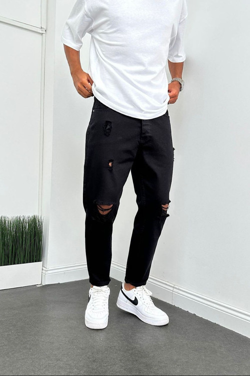 Boyfriend Siyah Yırtık Detaylı Rahat Kalıp Kot Pantolon