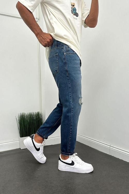 Boyfriend Koyu Mavi Taşlamalı Yırtık Modelli Kot Pantolon