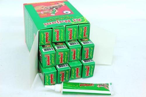 Al Najam Kırmızı Renk 12 Tüp Hint Kınası Toptan Fiyatına