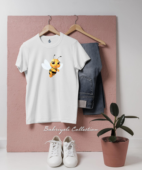 Oversize Cute cartoon bee _ tatlı arı Tasarımlı Unisex T-Shirt