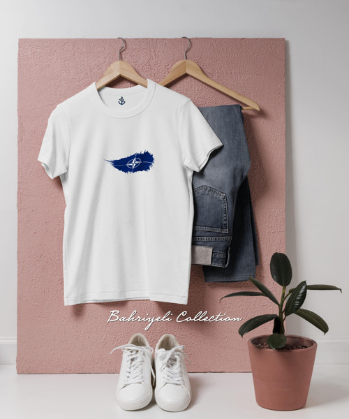Oversize NATO Symbol Tasarımlı Unisex T-Shirt