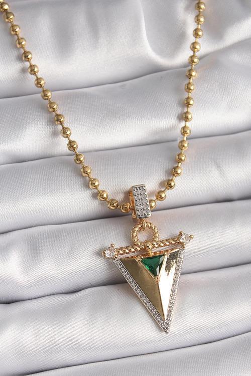 Zirkon Taşlı 3D Üçgen Uclu Topçuk Zincirli Gold Renk Kadın Kolye - BKO9482