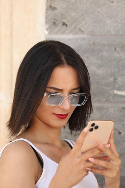 GEOMETRİK ŞEFFAF ÇERCEVE MAVİ CAM UNISEX GÜNEŞ GÖZLÜĞÜ 2016 01 52-19-135