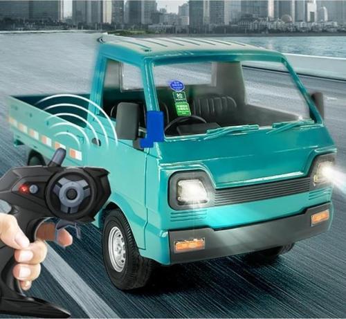 Oyuncak Uzaktan Kumandalı Şarjlı Duman Atan Açık Kasa Kamyonet 3688-G148A