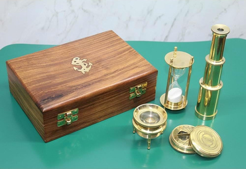 Ahşap Kutulu Dürbün Kumsaati Büyüteç Pusula Seti