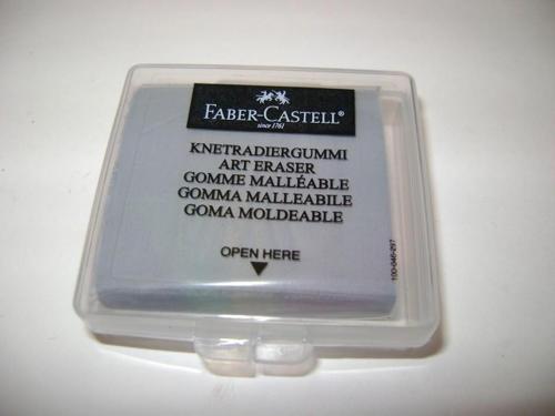 Faber-Castell Öğrenci Silgisi Hamur Plastik Kutulu Gri 12 72 20 (18 Li Paket)