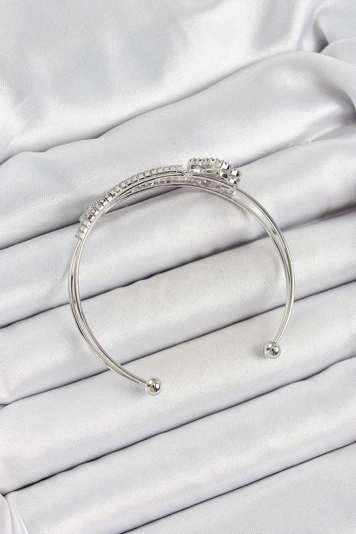 Zarif Kadın için Silver Pirinç Zirkonlu Yonca Çiftli Bileklik