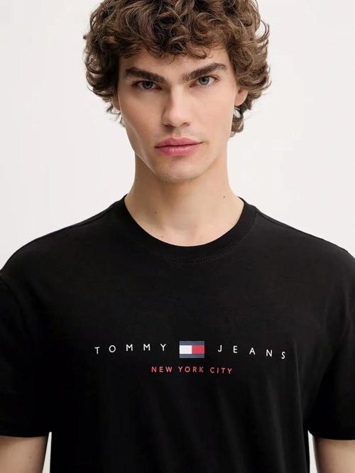 TJM REG FLAG LINEAR SS TEE EXT Erkek Siyah T-shirt DM0DM21911BDS