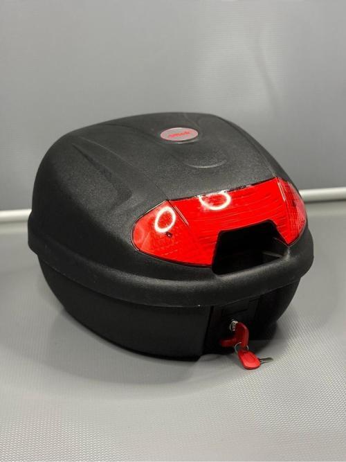 Scharf Motosiklet Arka Çantası Yeni Nesil 32 Litre Siyah
