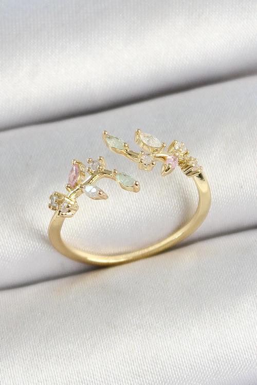 Pirinç Yaprak Figürlü Zirkon Taşlı Gold Renk Ayarlanabilir Kadın Yüzük