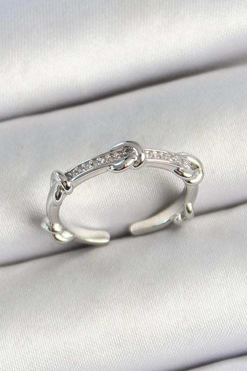 Pirinç Düğüm Figürlü Zirkon Taşlı Gümüş Renk Ayarlanabilir Kadın Yüzük