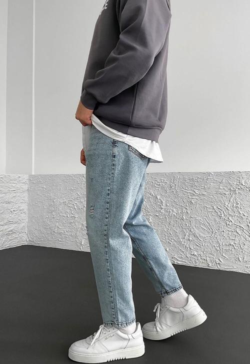 Boyfriend Mavi Taşlamalı Ve Yırtık Modelli Kot Pantolon