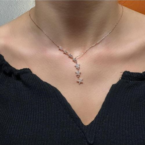 925 Ayar Gümüş Rose Kaplama Yıldız Motifli Sarkıt Kolye