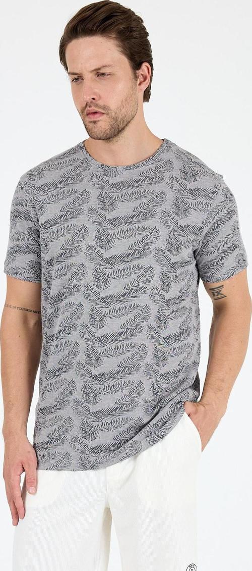 Erkek Bisiklet Yaka Desenli T-Shirt – %100 Pamuk – Rahat ve Şık Günlük Kısa Kollu Tişört 0115