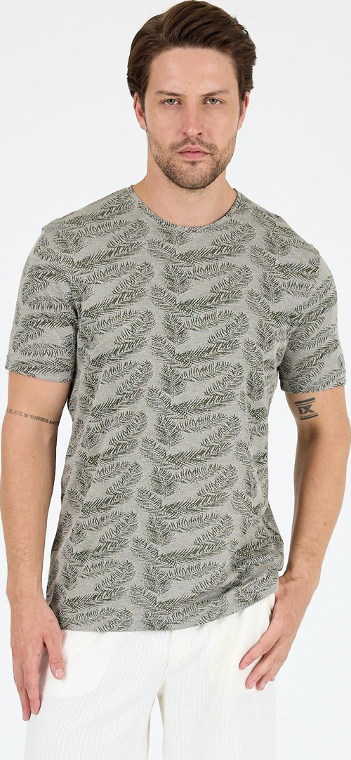 Erkek Bisiklet Yaka Desenli T-Shirt – %100 Pamuk – Rahat ve Şık Günlük Kısa Kollu Tişört 0115