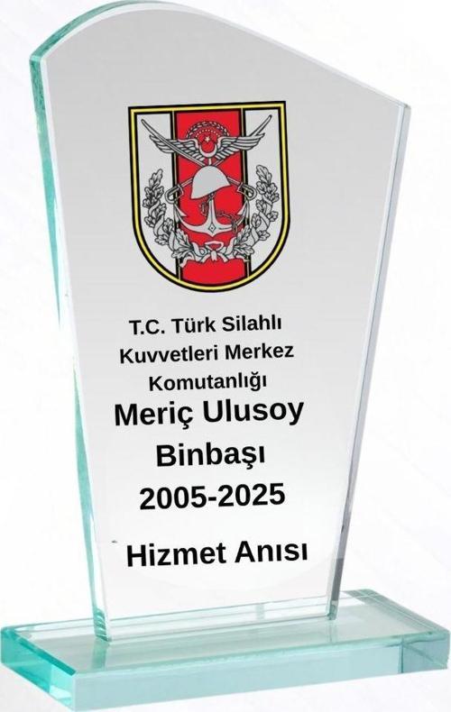 Türk Silahlı Kuvvetleri Personeline Özel Tasarımlı Kristal Plaket