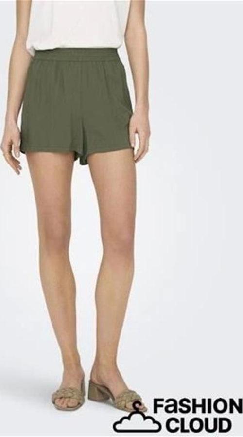 15222182 Viskoze Rahat Kadın Şort