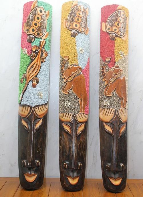 Ahşap Duvara Asmalı 1 Metre Maske