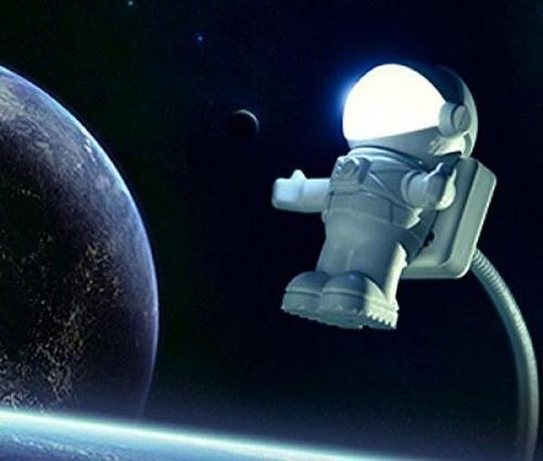 Usb Astronot Lamba