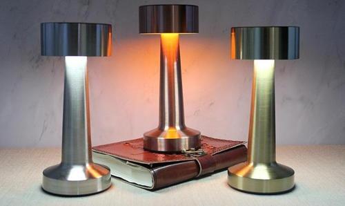 Masaüstü Dokunmatik Ledli Lamba Model 3