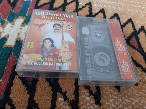  Gül Ahmet Yiğit -Arzu Baba Jelatinli Cam Baskı Kaset