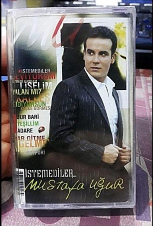  Mustafa Uğur - Istemediler Albümü Orjinal Kaset