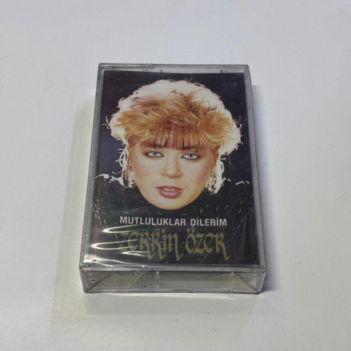 Zerrin Özer - Mutluluklar Dilerim (Kaset)