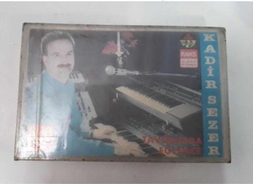 Kadir Sezer - Tavernada Eğlence Kaset