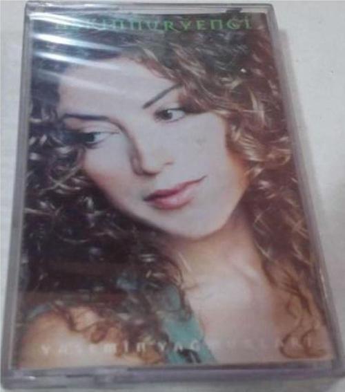 Aşkın Nur Yengi- Yasemin Yağmurları Kaset