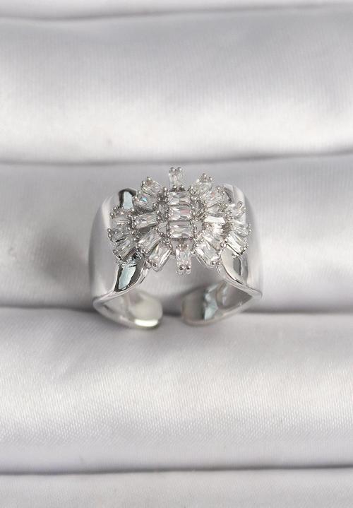 Pirinç Gümüş Renk Ayarlanabilir Baget Zirkon Taş Model Kadın Yüzük