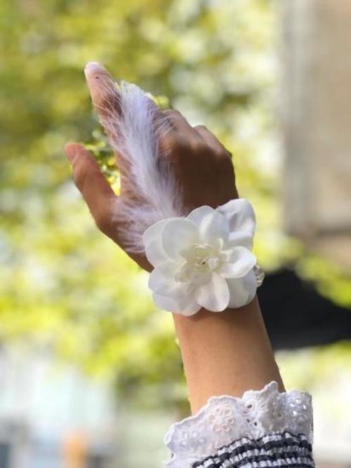 Çocuk Bride to be Nedime Gelin Bilekliği Tüy ve İnci Boncuk Detaylı Beyaz Renkli Bekarlığa Veda Part