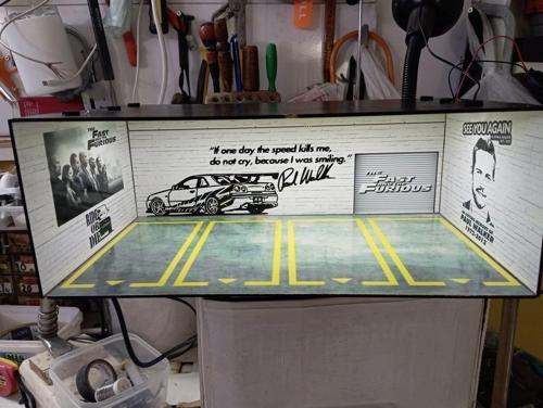 1.24 araçlar için diorama garaj