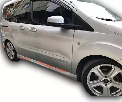 Ford Tourneo Courier Yan Marşpiyel (Plastik)(Boyasız)