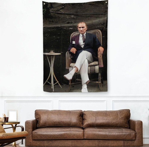 Mustafa Kemal Atatürk'Ün Sandalyede Oturan Duvar Örtüsü-Halısı -6379