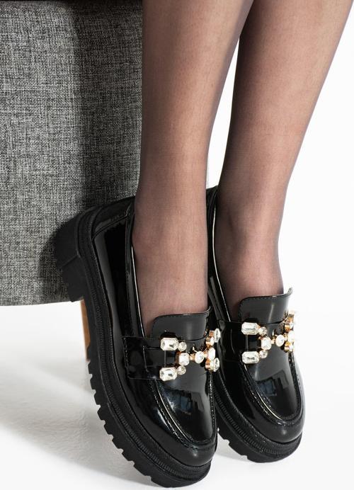 Loafer Günlük Kadın Parlak Siyah Taş Detaylı Rahat Ayakkabı