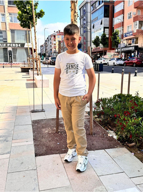 Çocuk Krem Renk Gabardin Canvas Beli Lastikli 5 Cep Okul Pantolonu