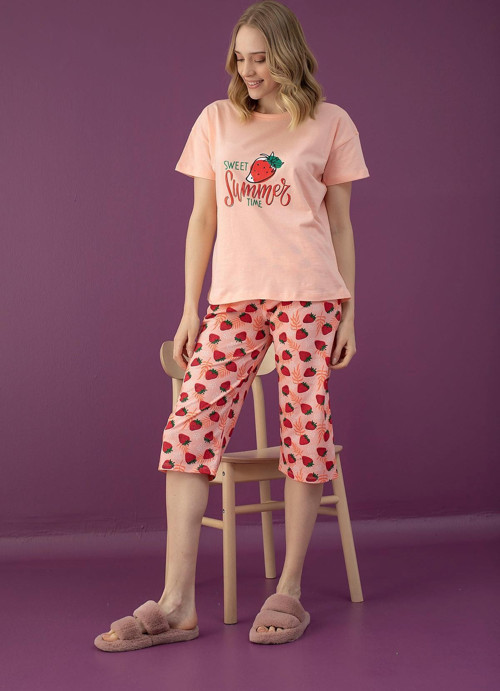 Bayan Çilek Baskılı Kapri Pijama Takımı (2201-43)