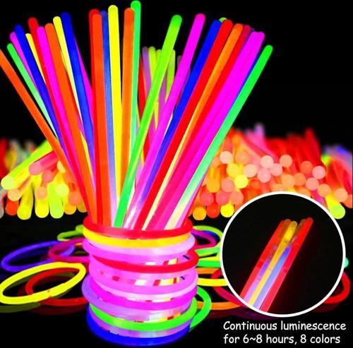 Karanlıkta Yanan Parlayan Fosforlu Glow Stick Çubuk Bileklik 50 Adet