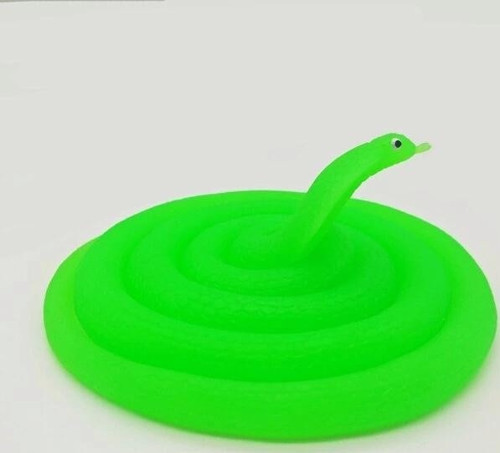 Fosfor Yeşil Renk Gerçekçi Görünüm Şaka Yumuşak Yılan 120 Cm