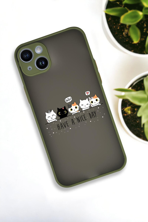 İphone 13 Uyumlu Şirin Kedicikler Desenli Buzlu Şeffaf Lüx Telefon Kılıfı