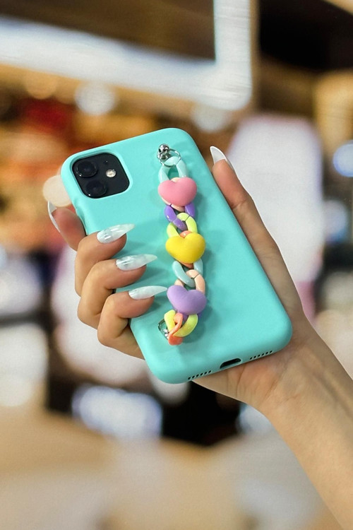 İphone 11 Uyumlu Kalpli Zincir Detaylı Premium Silikonlu Telefon Kılıfı