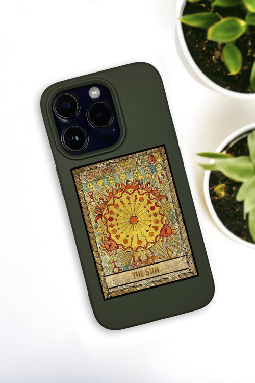 İphone 14 Pro Uyumlu The Sun Deer Desenli Premium Silikonlu Haki Lansman Telefon Kılıfı