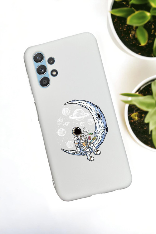 Samsung Galaxy A13 Uyumlu Keyifli Astronot Desenli Premium Silikonlu Lansman Telefon Kılıfı