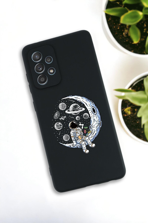 Samsung Galaxy A33 Uyumlu Keyifli Astronot Desenli Premium Silikonlu Lansman Telefon Kılıfı