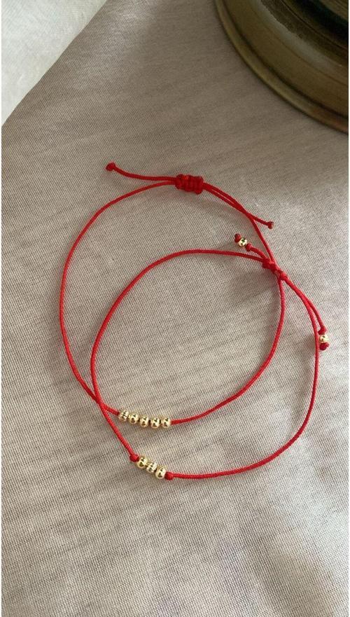 İki Adet Kombin Top Kırmızı İp Bileklik