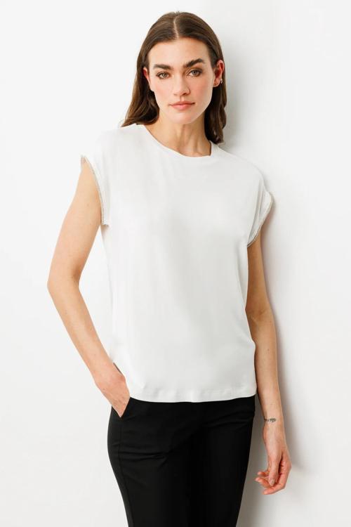 On Fashion Sıfır Yaka Kolları Taşlı Kadın T-shirt 25Y.ON.BLZ.51377.01