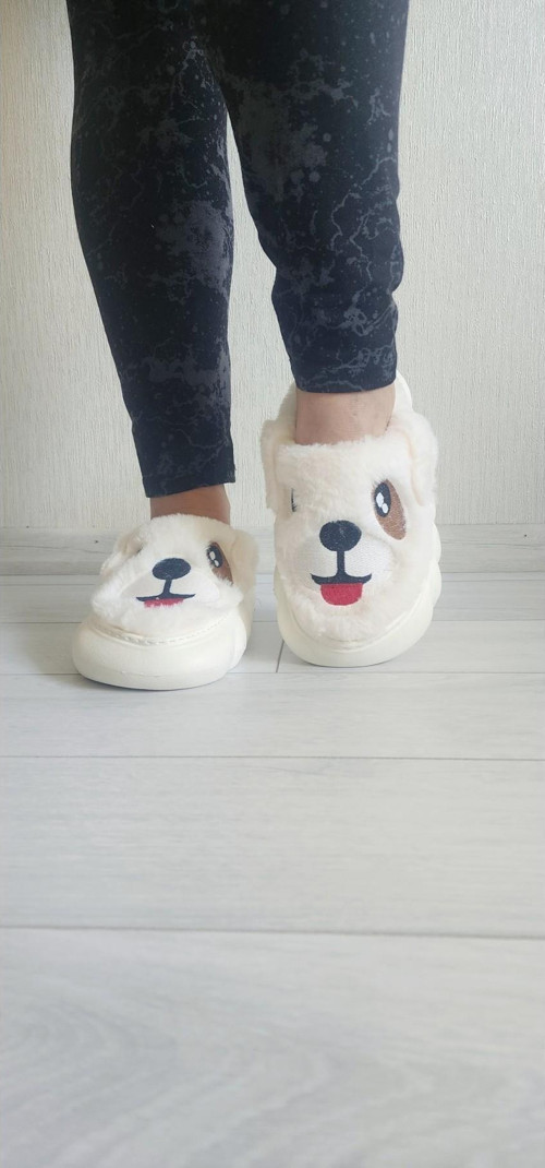 Kışlık Yumuşacık Kulaklı Köpek Figürlü Ev Terliği