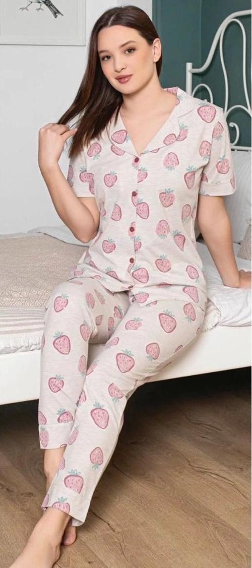 Kadın Çilek Desenli Patlı Pijama Takımı