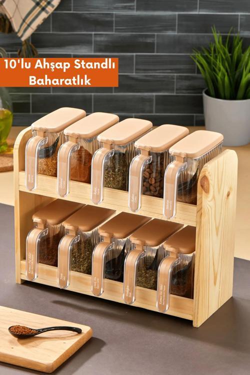 10'Lu Ahşap Standlı Baharatlık Seti – Kapaklı, Kaşıklı Ve Kulplu Şeffaf Baharatlık Takımı Etiketli