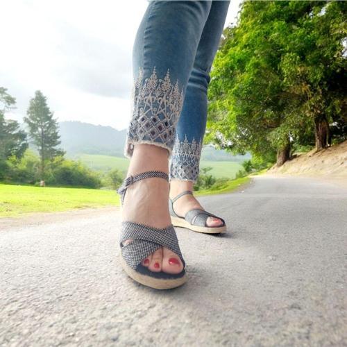 Kadın Günlük Çapraz Keten Hasır Sandalet 3 Cm